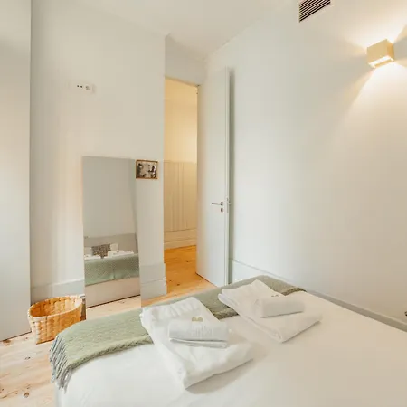 Cozy Flat With Terrace By Hosty * Porto
