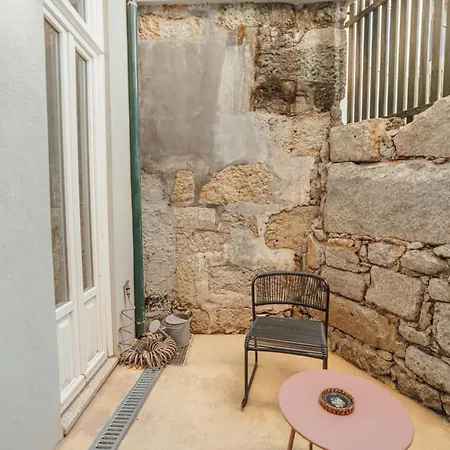 Appartement Cozy Flat With Terrace By Hosty *