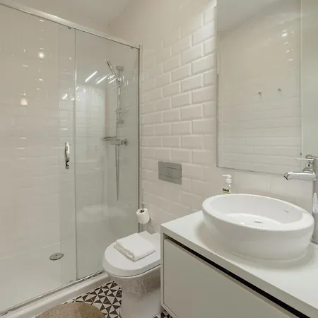 Cozy Flat With Terrace By Hosty Oporto