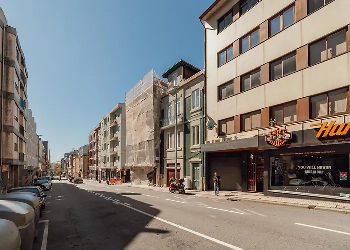 Cozy Flat With Terrace By Hosty Διαμέρισμα