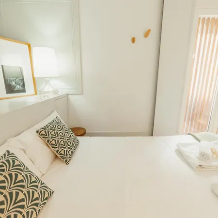 Cozy Flat With Terrace By Hosty * Porto