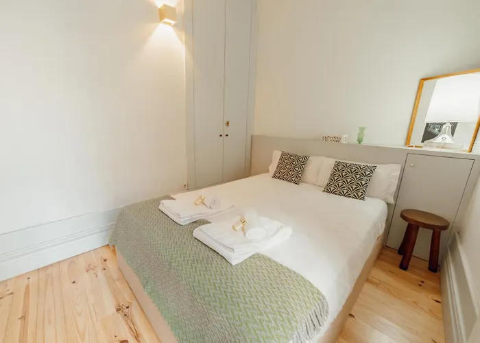 Cozy Flat With Terrace By Hosty *